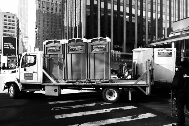 Best Porta potty rental near me  in Mims, FL